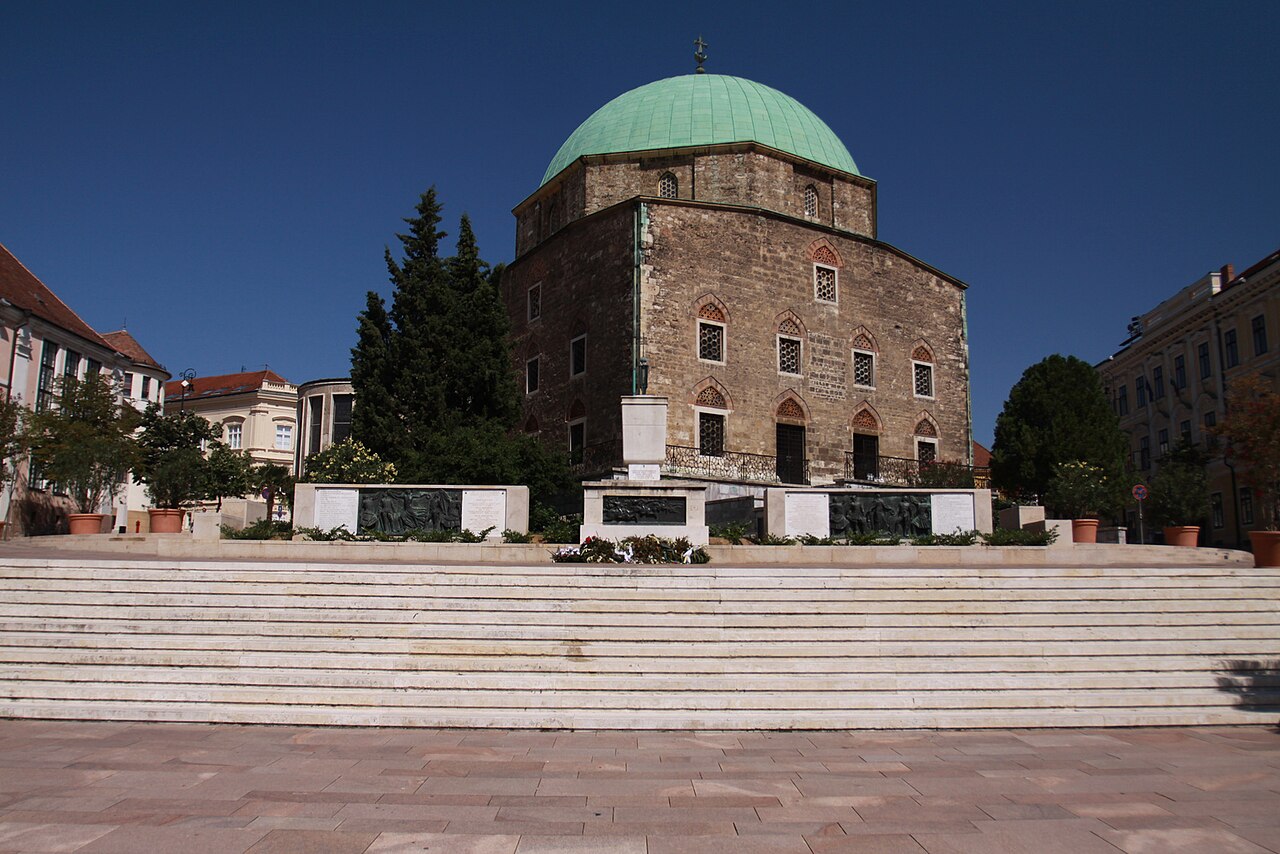 A Pécsi Dzsámi (Gyertyaszentelő Boldogasszony-templom)